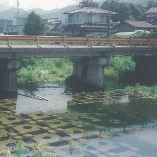 郷川