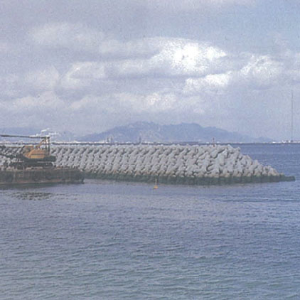 岩国港